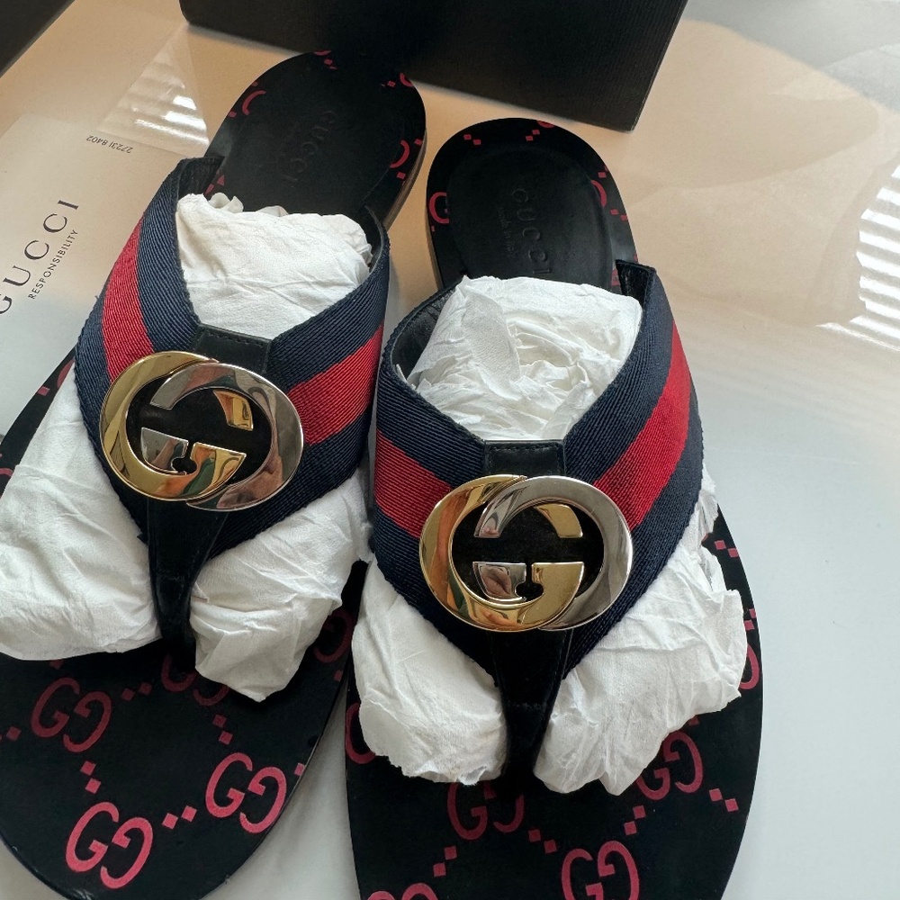 Gucci Nero women's slides